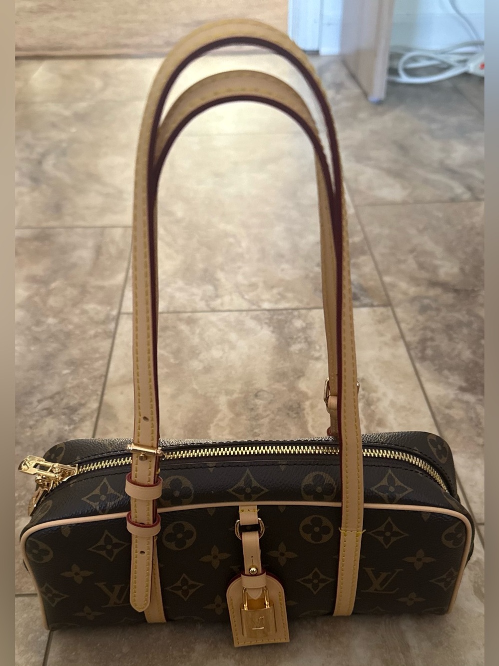 CHEAP Louis Vuitton LAST SEASONS Monogram Shoulder Bag “Hang on” - Picture 2 of 10